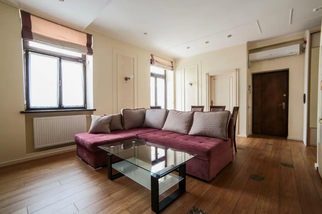 Apartment Апартаменти З Балконом